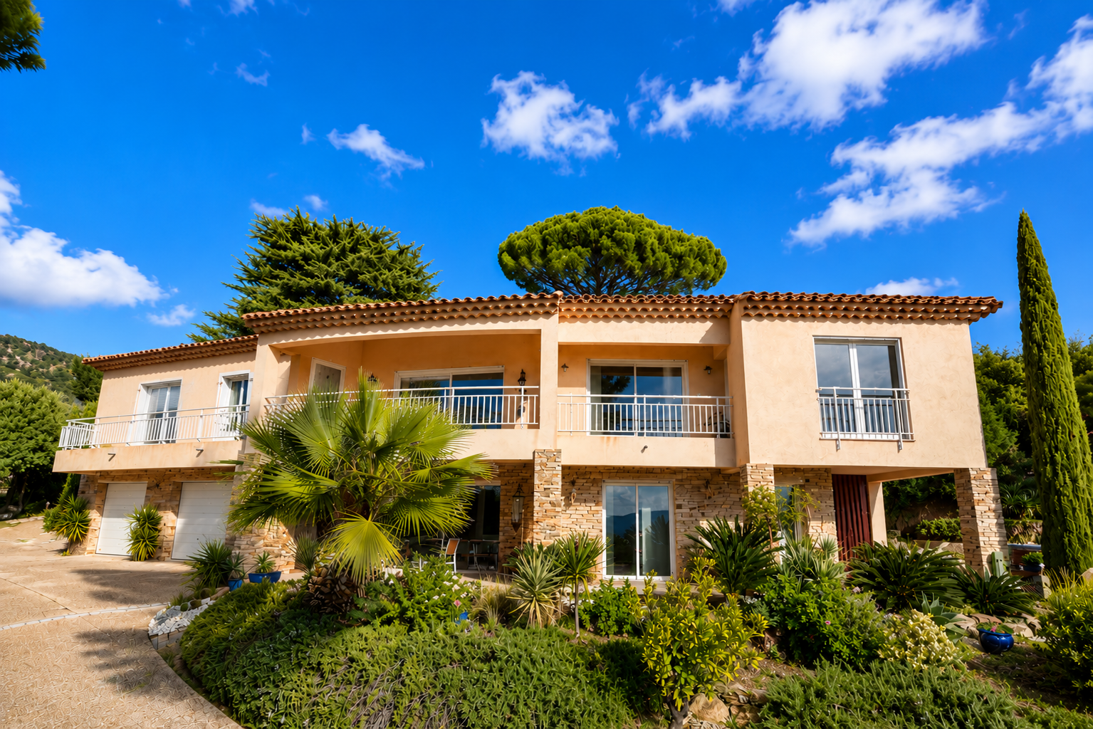 Propriété 6 pièces à vendre Le Lavandou Aiguebelle vue mer panoramique – Image 2