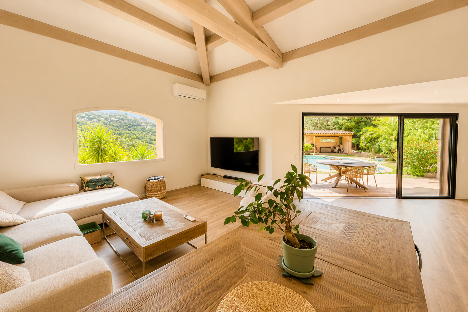 Villa 3 chambres avec piscine à vendre Les Issambres sur les hauteurs au calme – Image 3