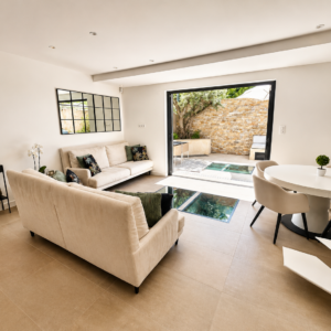 Triplex à vendre à Sainte Maxime au centre ville avec terrasse et garage