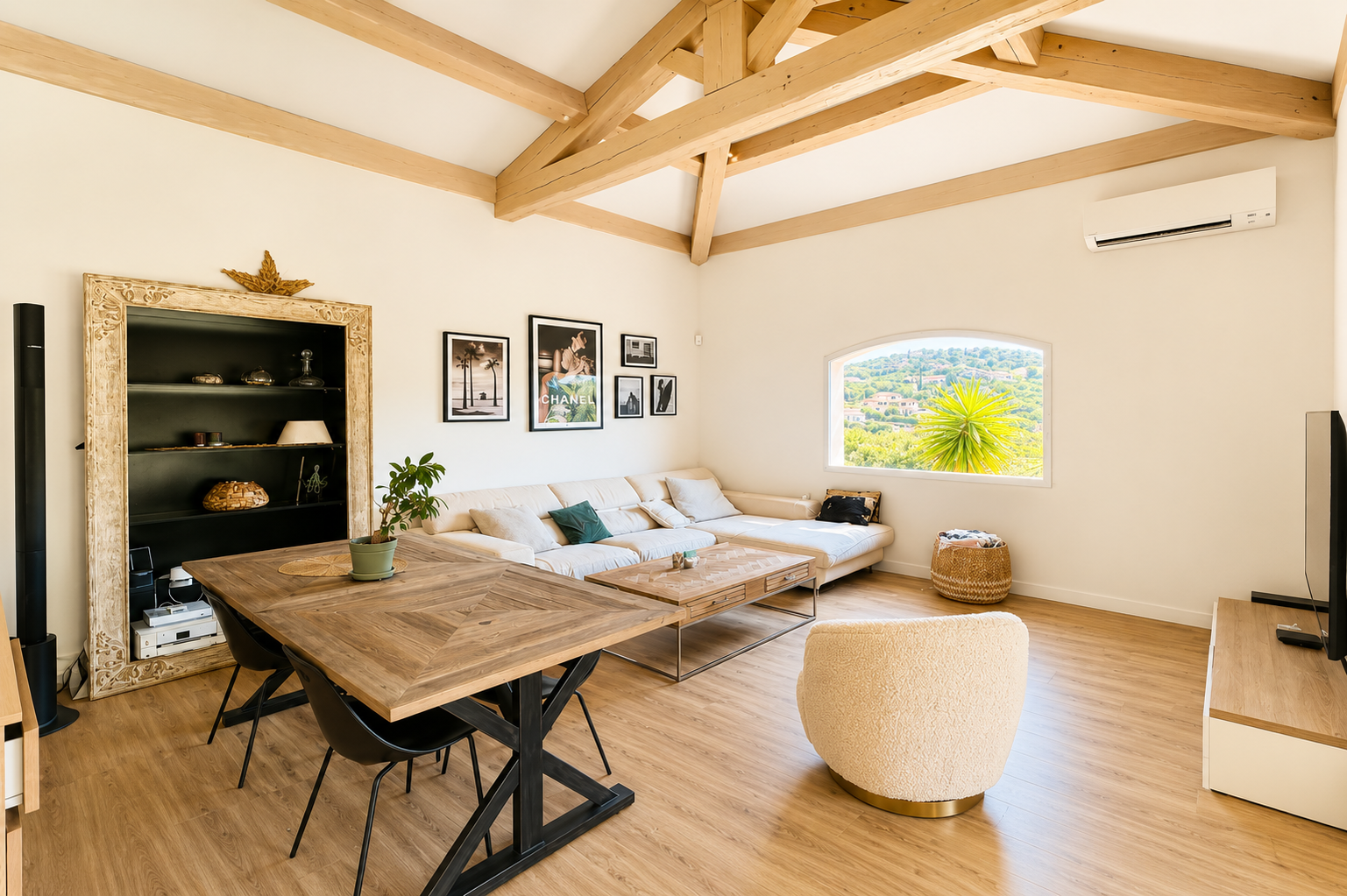 Villa 3 chambres avec piscine à vendre Les Issambres sur les hauteurs au calme – Image 4