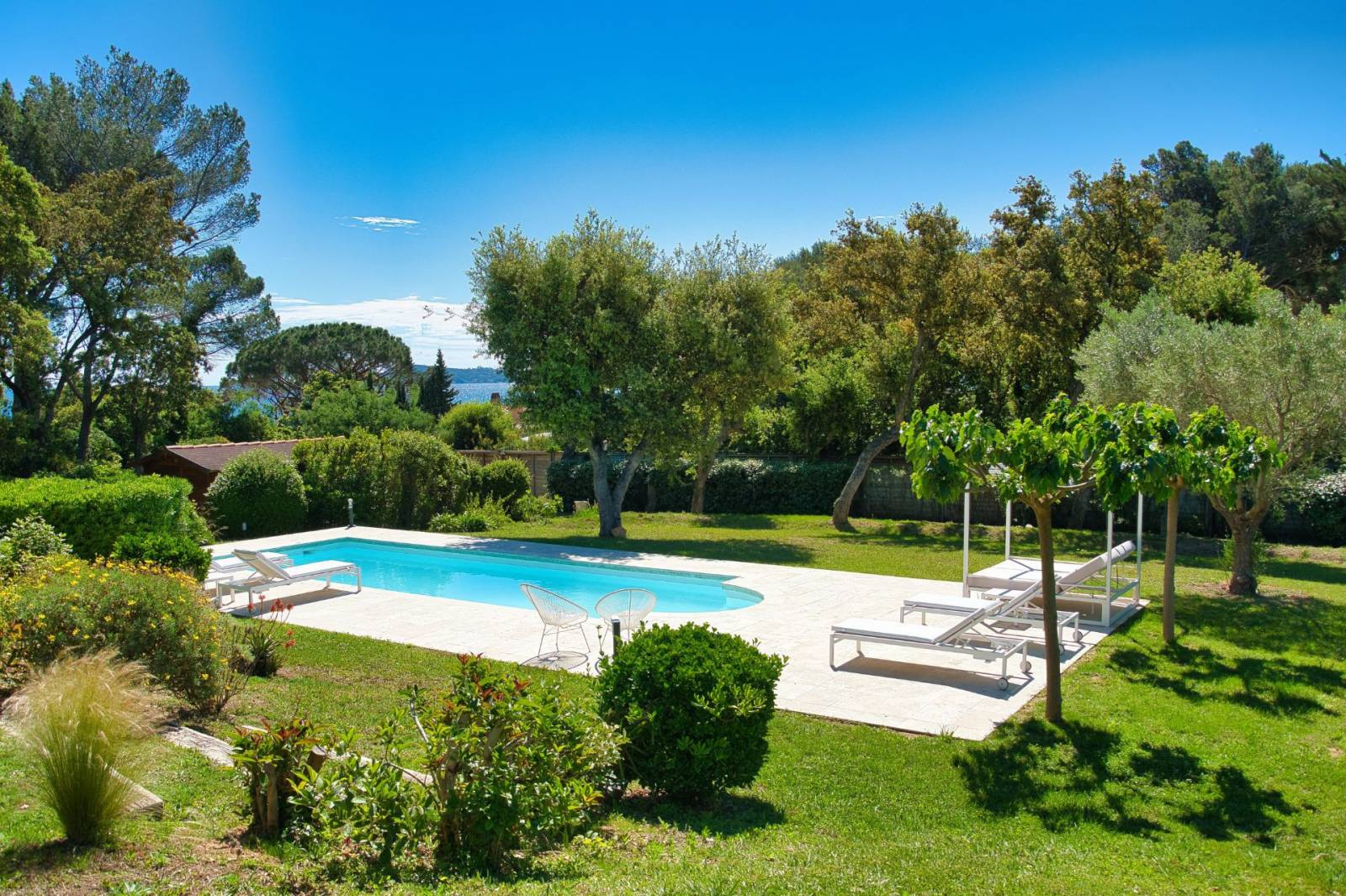 Villa de plain-pied à vendre avec vue mer proche des plages à Grimaud Guerrevieille – Image 5