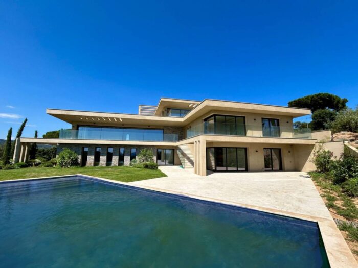 Propriété de prestige avec vue mer panoramique à vendre, à Sainte Maxime