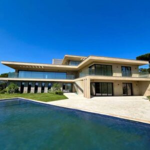 Propriété de prestige avec vue mer panoramique à vendre, à Sainte Maxime