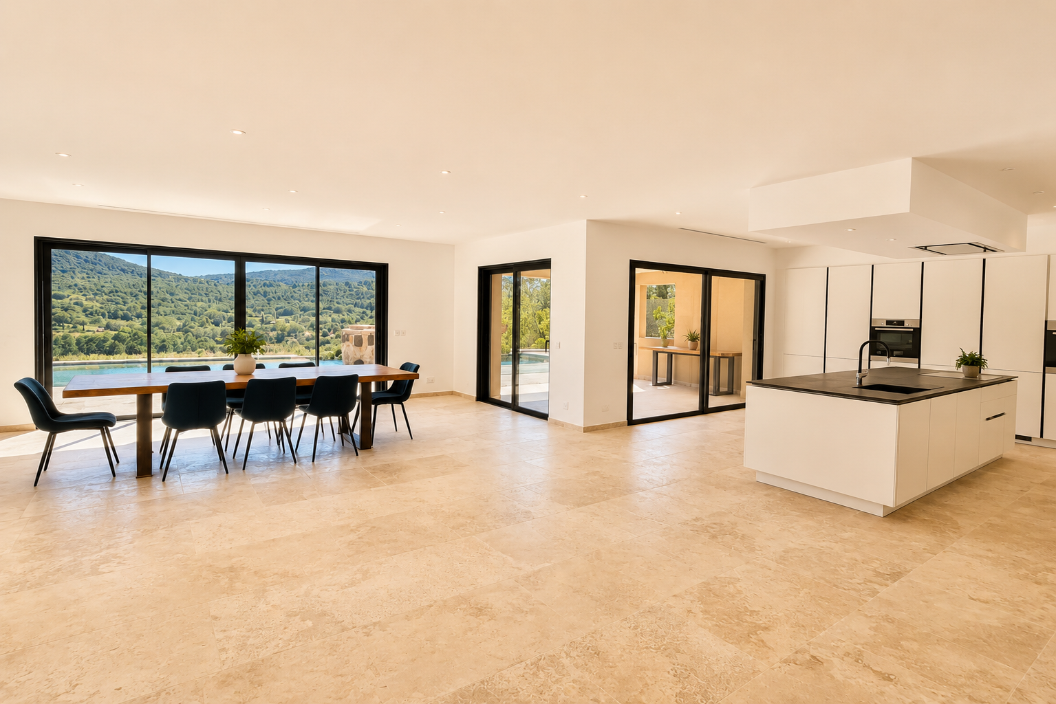 Villa neuve à la vente à l'architecture contemporaine, au Plan de la Tour proche du village – Image 6