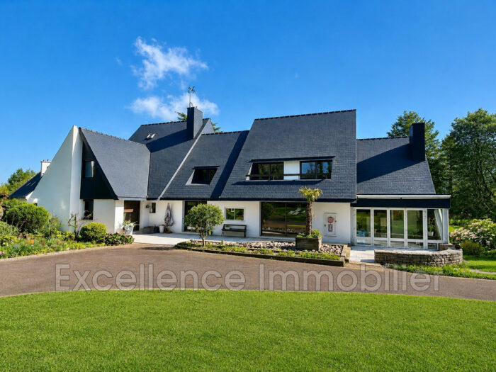 Maison 10 pièces à vendre à Loudéac